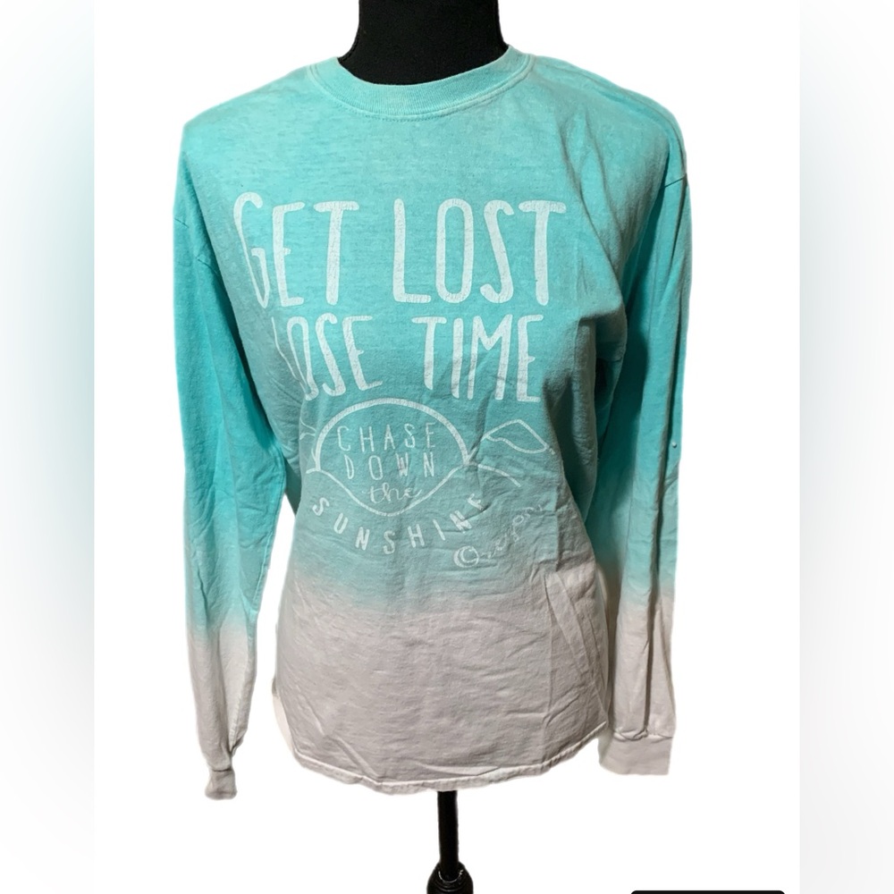 Destinations Medium Light Blue & White Top.